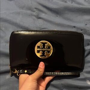 Tory Burch Black Patent Leather Wristlet